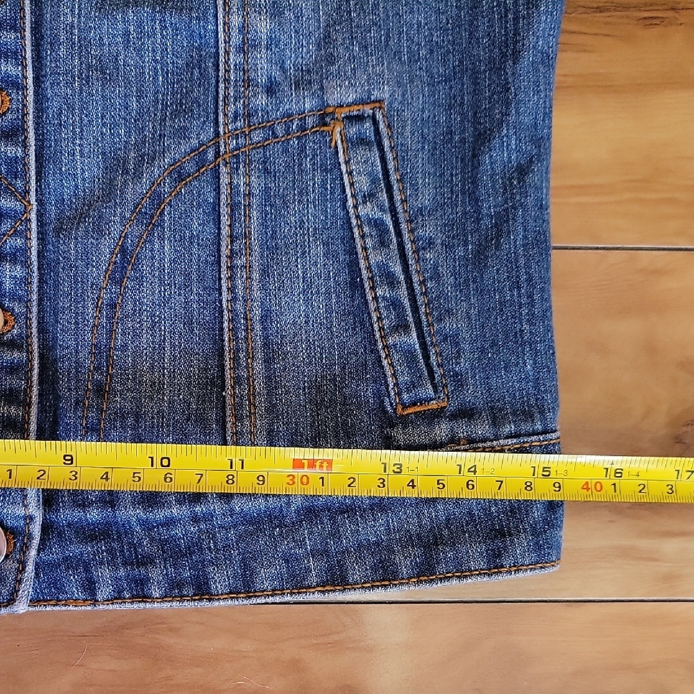 Thread & Supply Size MEDIUM Blue Womens Button Up Denim Vest With Pockets - Picture 8 of 11